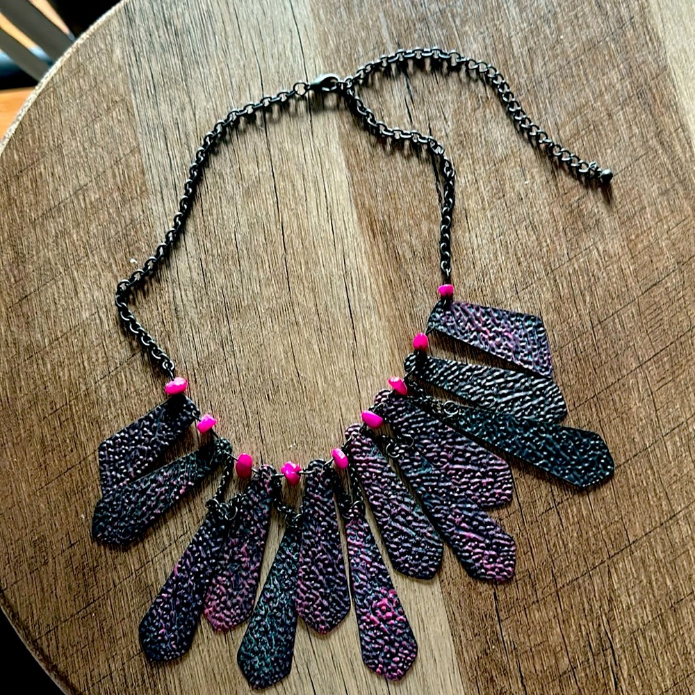 Ladies Necklace